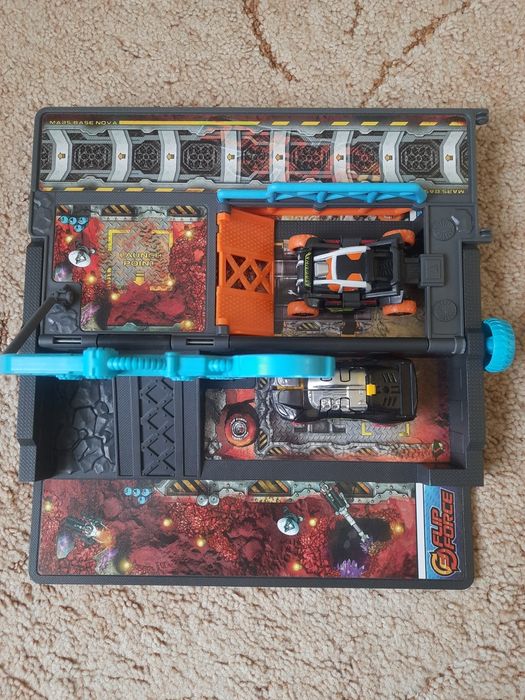 Игра "Flip Force"