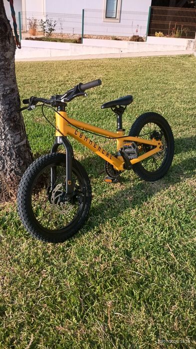 Bicicleta Commencal