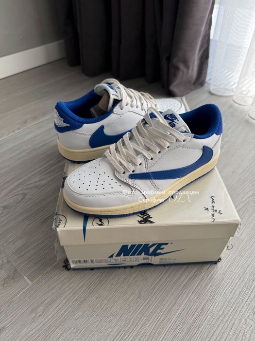 36/45 Jordan 1 Low x Travis Scott (in box)