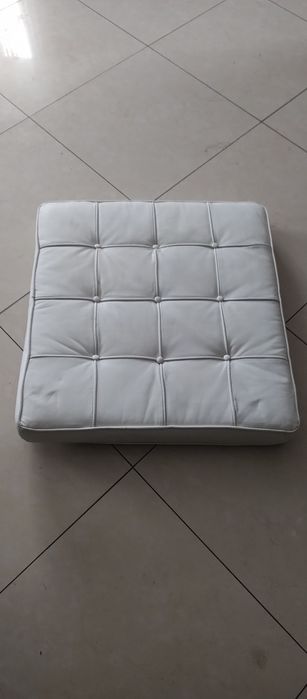 Poduszki na, fotele, huśtawkę.Skóra.Nie Knoll - Barcelona .