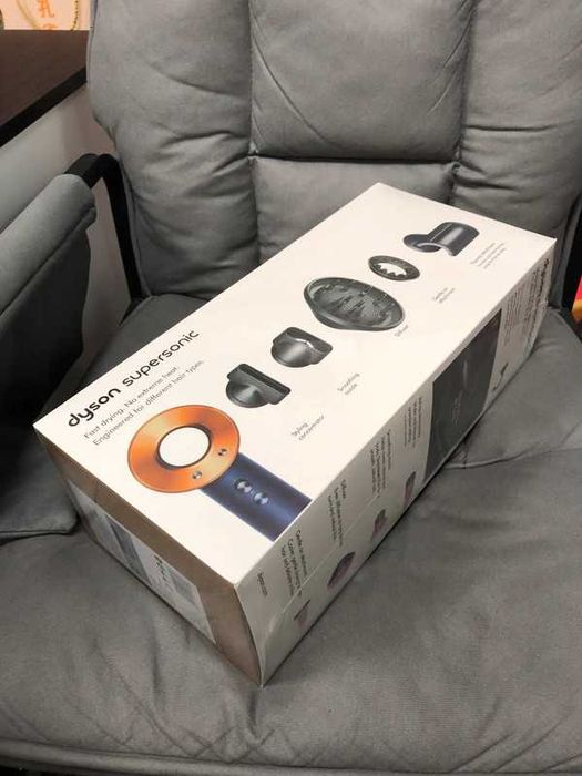 Cena hurtowa suszarka do włosów Dyson HD08 High-Speed Hair Dryer