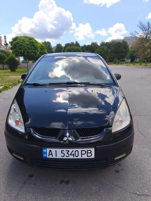 Міцубісі 1.3 автомат робот