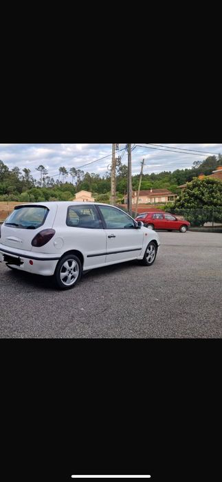 Fiat Bravo 1.9 jtd (alguns a fazeres carro a andar com inspeção em dia )