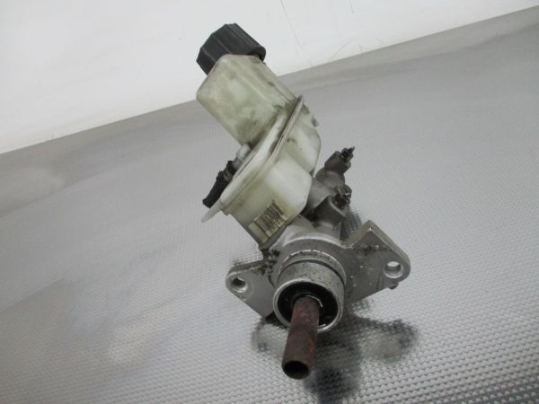 Bomba central dos travões MAZDA 6 Hatchback (GG)