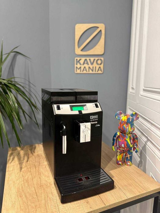 Кофемашина Saeco Lirika black