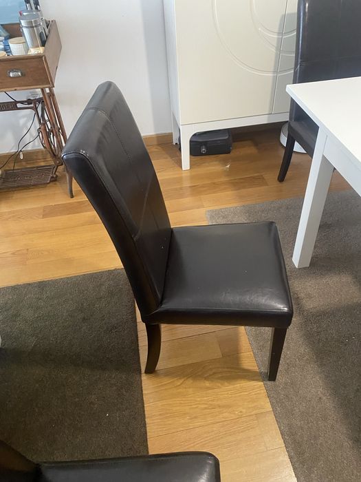 Mesa de jantar extensível + 6 cadeiras em pele – conjunto completo