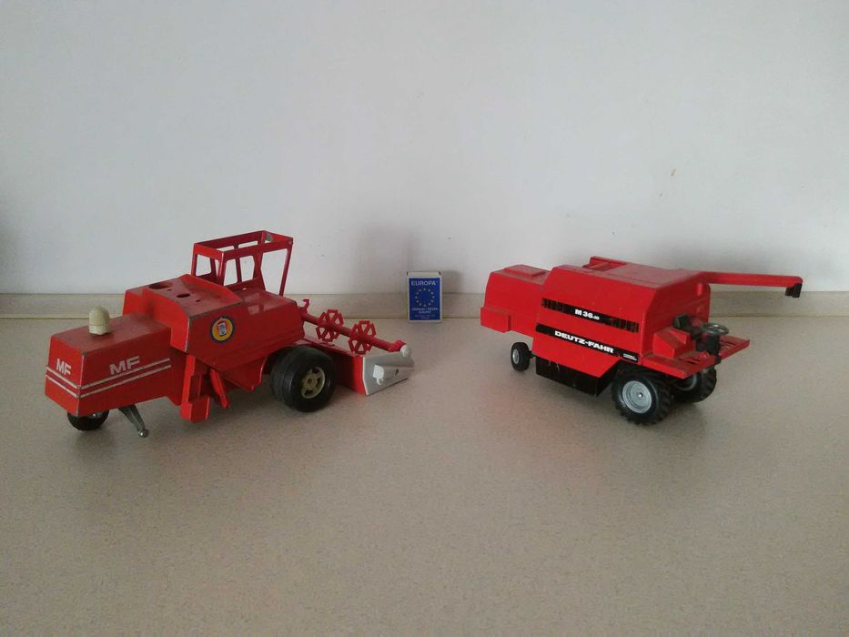 stara zabawka PRL GAMA SIKU maszyna rolnicza kombajn W.Germany 1:32