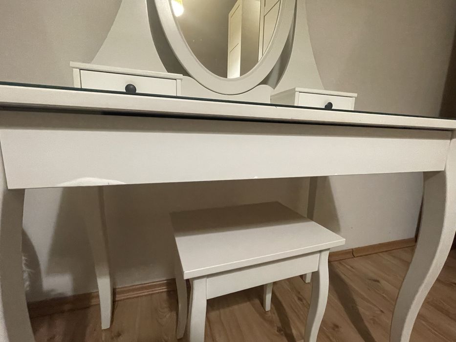 toaletka ikea hemnes