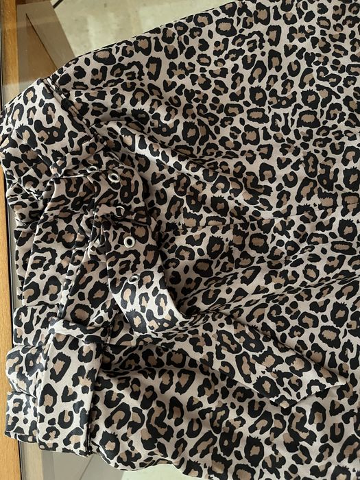 Calças padrão leopardo