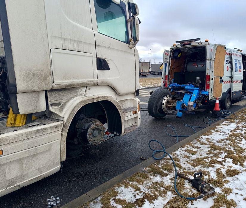 Mobilny serwis opon, wulkanizacja tir 24/7 Częstochowa slask