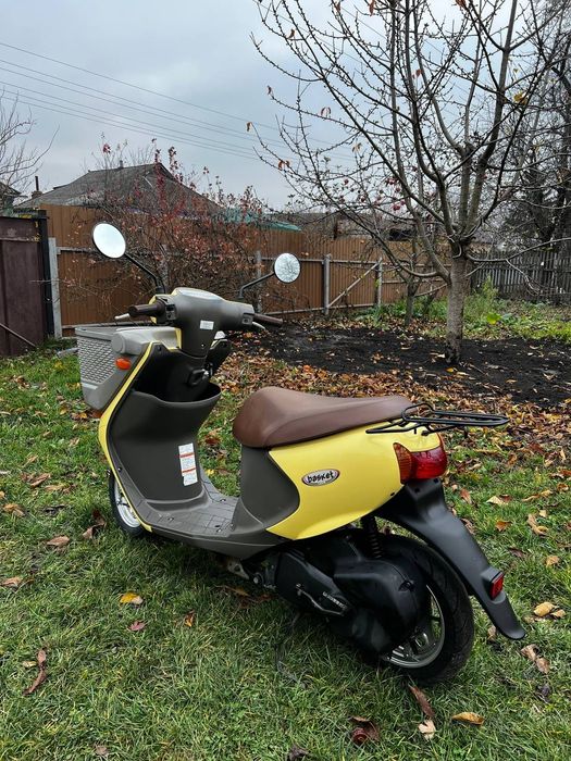 Suzuki Lets 4 Basket.