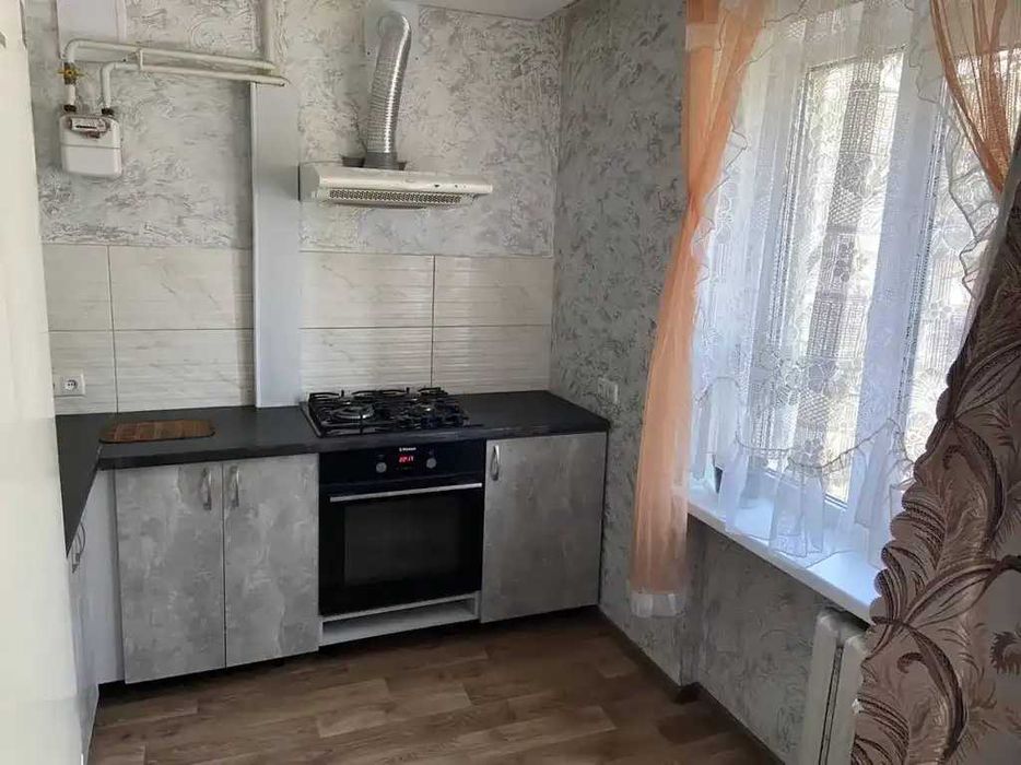 Продам 2к квартиру Олександра Поля/ Богдана Хмельницького / Стромцова