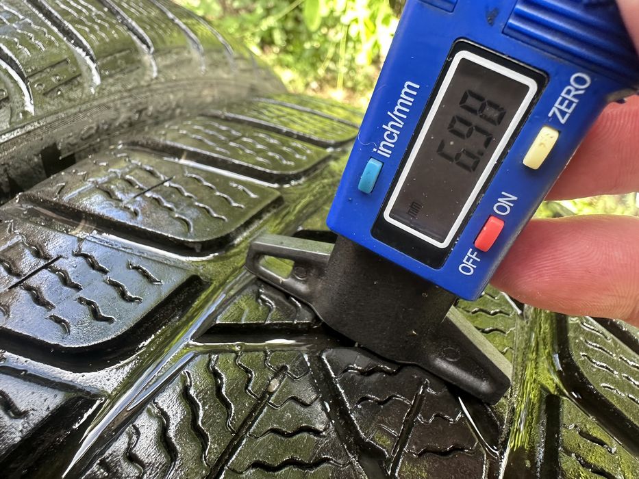 Pirelli шини зима 225/40 R18