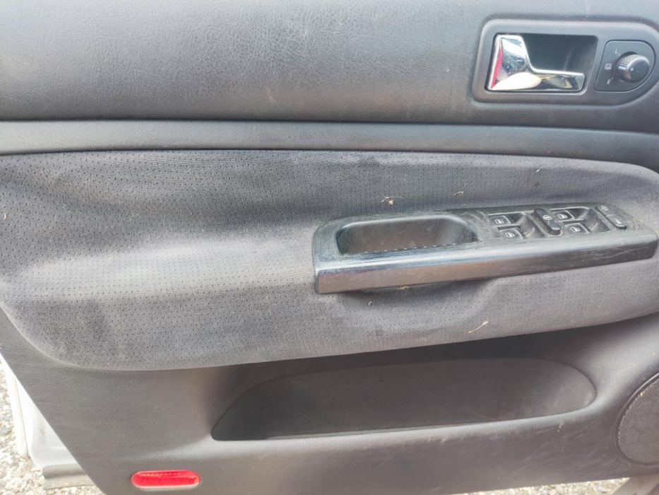 Uchwyt rączka drzwi Volkswagen Golf Passat Bora Stan bdb Wysyłka