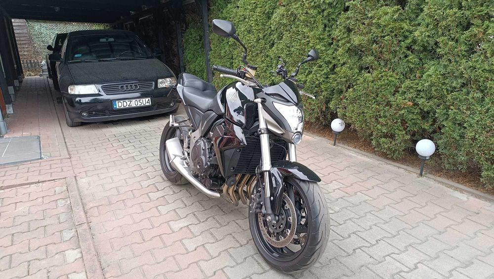 Motocykl Honda CB1000R Naked