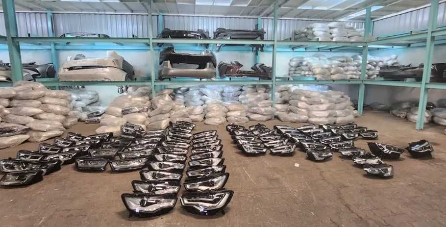 Фара фари фонарь на всі автомобілі