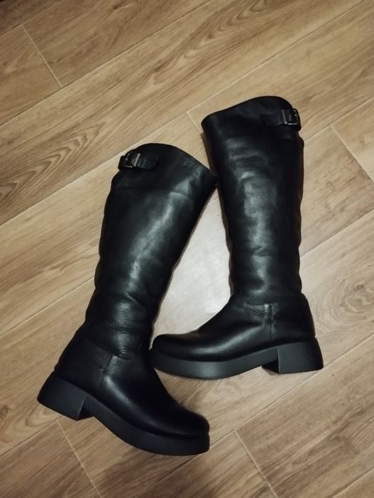 Чоботи шкіряні жіночі