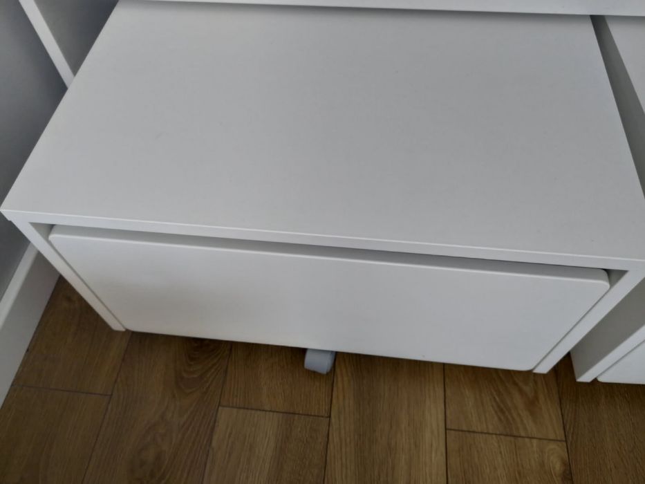 Półki Ikea na kółkach