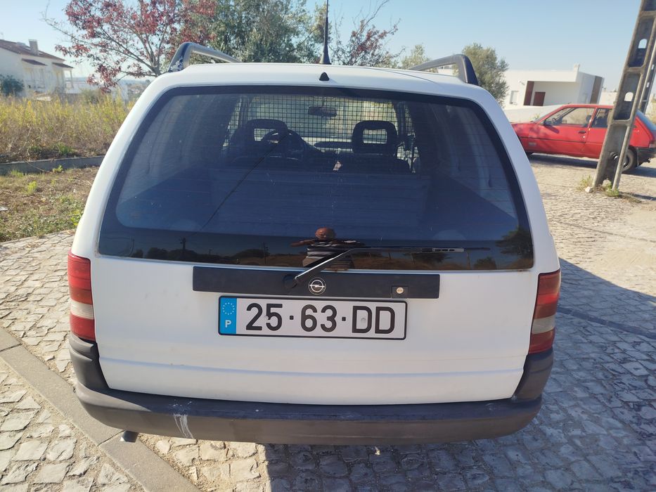 Opel Astra 1.7 D motor Izuzo