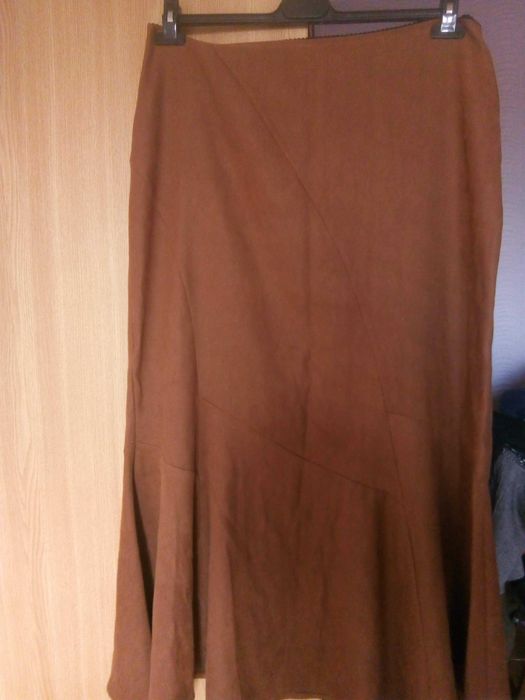 Продаю  юбку ( р. 52-54),  х/с.