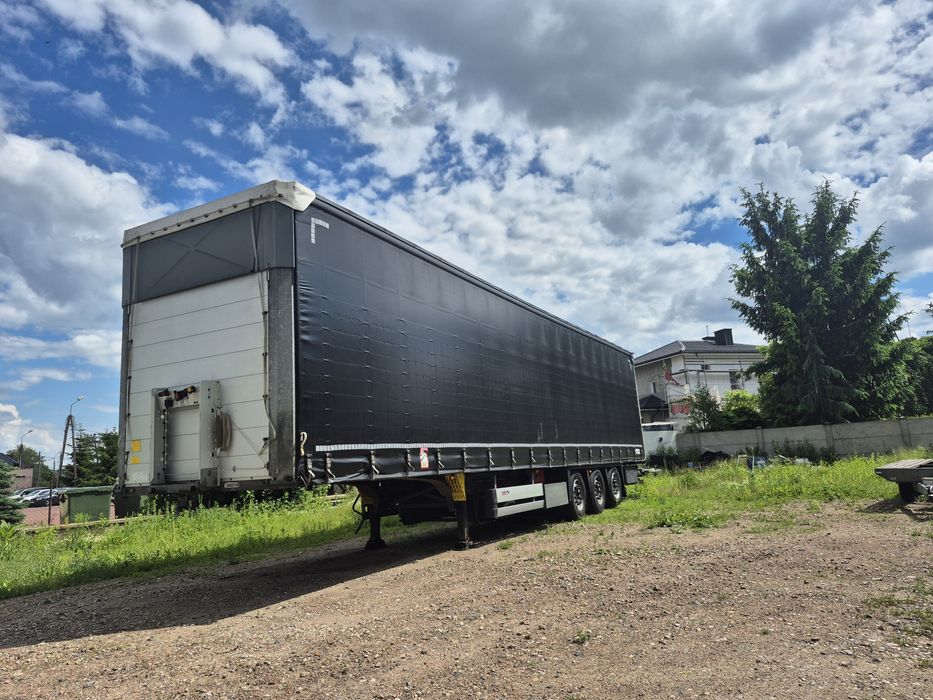 Naczepa Plandeka Schmitz Cargobull Varios