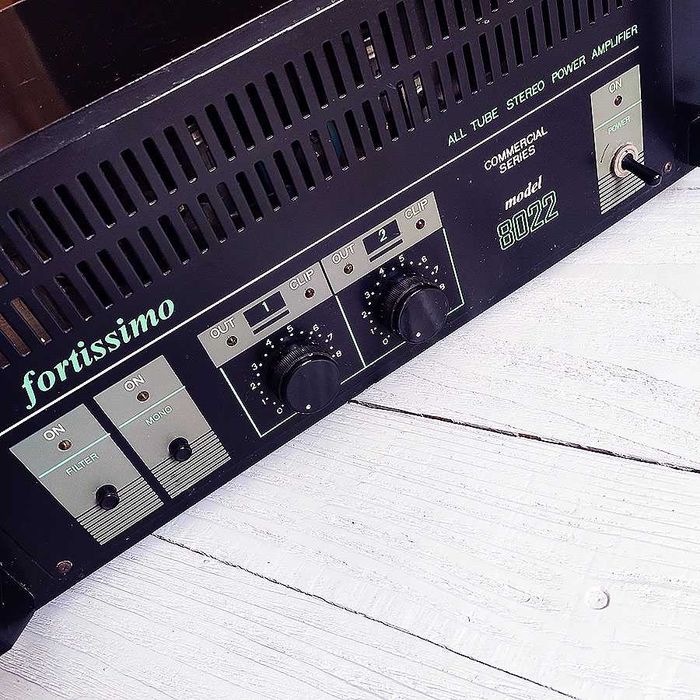 Ламповый усилитель Fortissimo 8022 800Вт (2x400Вт 4Ом)