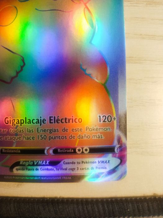 Pokemon Pikachu VMAX 188/185 Rainbow Rare Vivid Voltage *Em Espanhol*