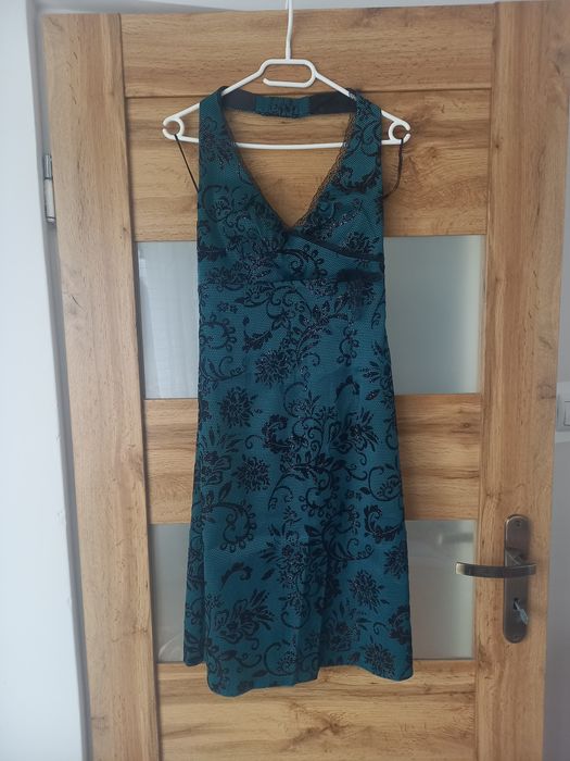 Sukienka vintage bez ramiączek