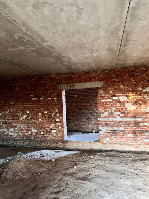 Продам будинок в м. Пустомити