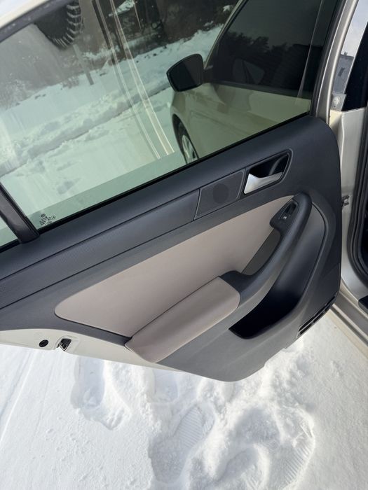 volkswagen jetta 2.0 mpi автомат