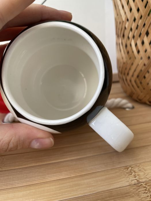 Swiateczny kubek pingwinek wskimosek z czapką o szalikiem swieta wigil