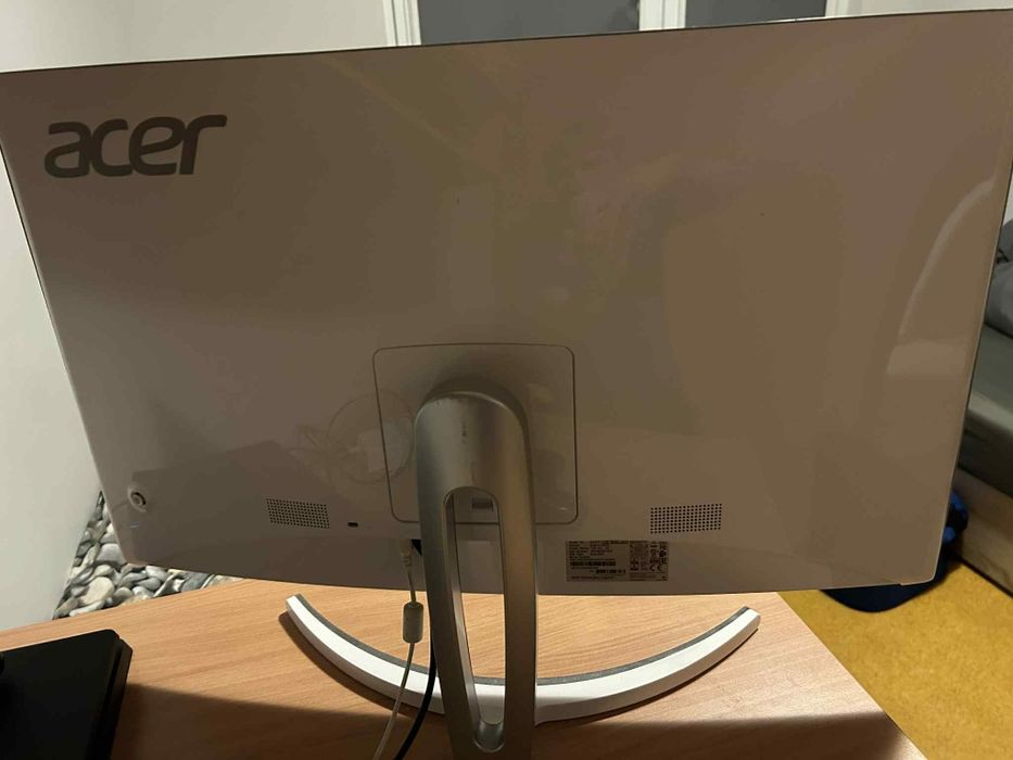 monitor Acer ed273