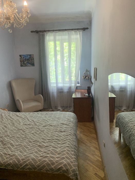 Здам  2 к. квартиру по в. Антоновича