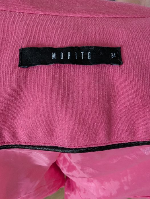 Różowa marynarka MOHITO
