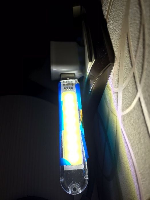 Продам світильник