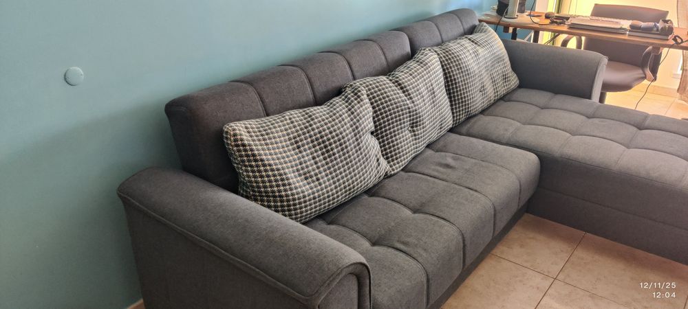 Sofá cama com arrumação