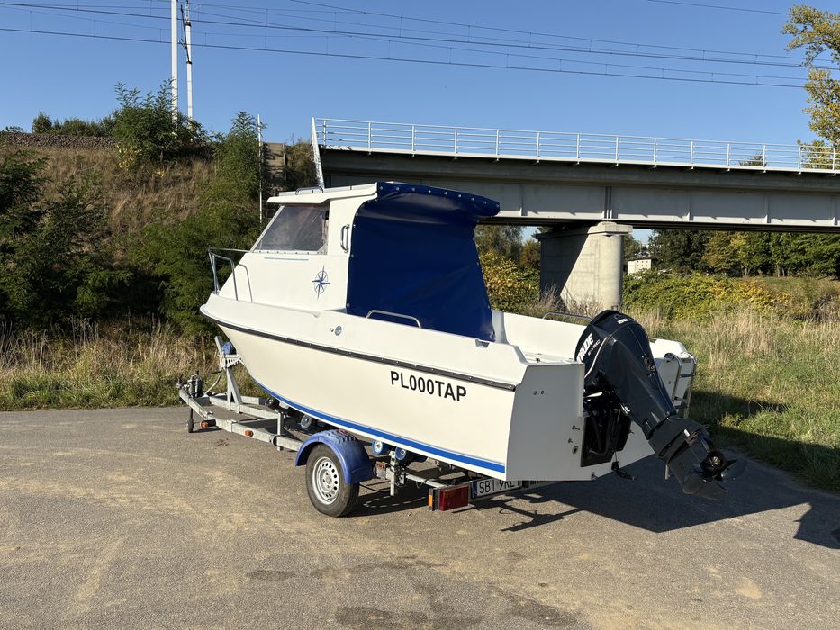 Łódź motorowa wędkarska 5,2 m 50 km wtrysk Evinrude etec