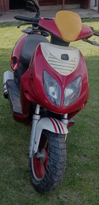 Скутер  Viper Race 50