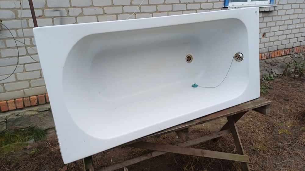 Продам ванну б/у