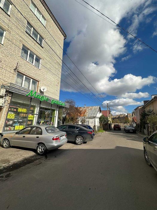 БОЯРКА 53м2 Здам КУТОВЕ приміщення з Панорамними вікнами біля ЗУПИНКИ