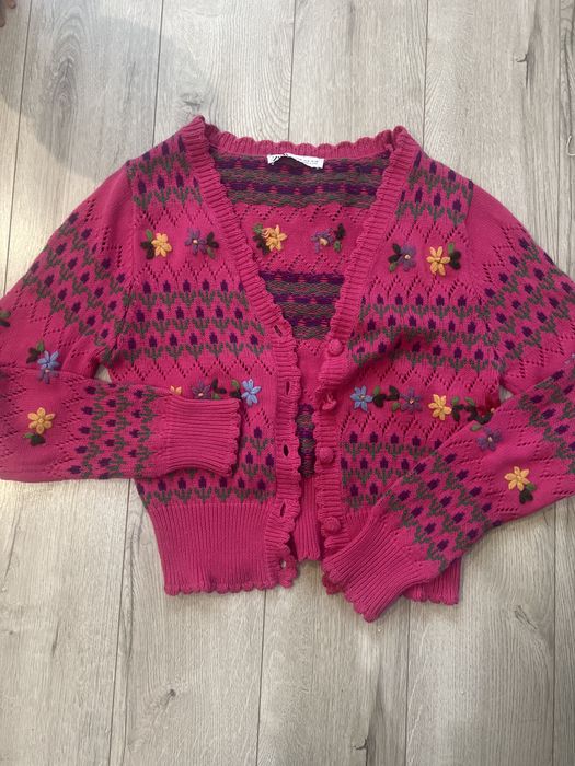 Кардиган від zara з вишитими квітами