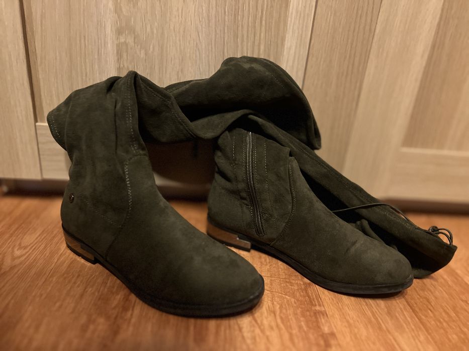 Kozaki w kolorze khaki rozmiar 39