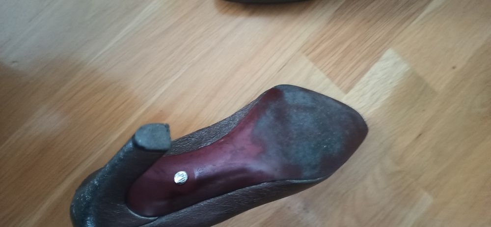 Czółenka Solo Femme 38