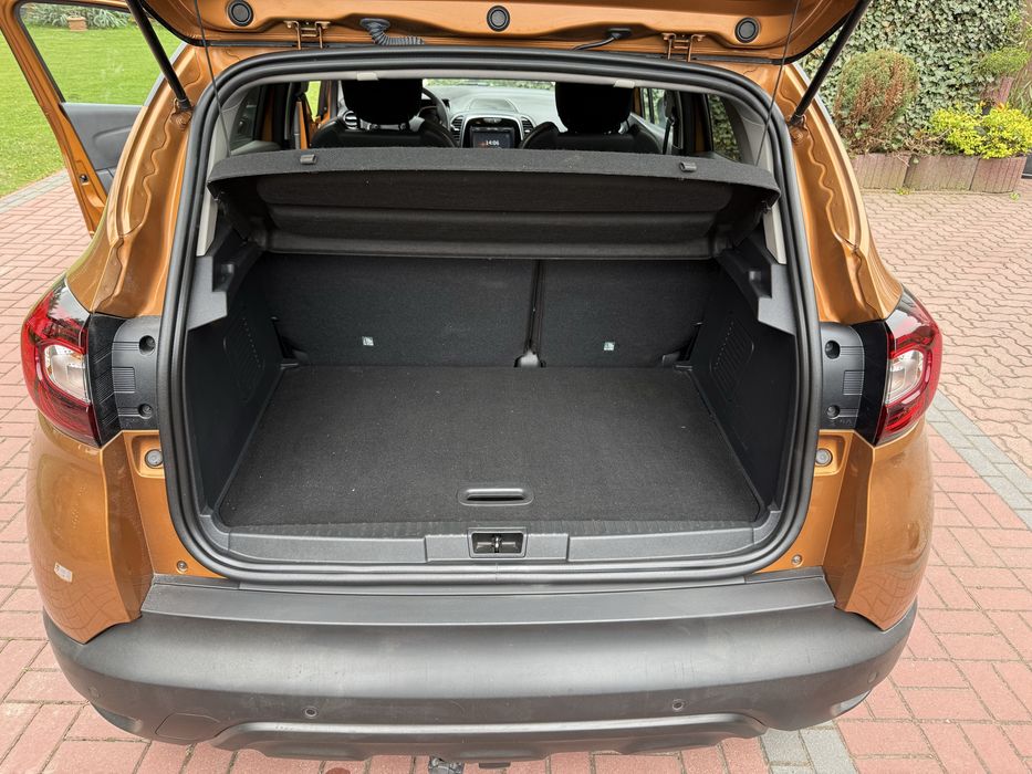 Renault Captur  w pieknym  kolorze