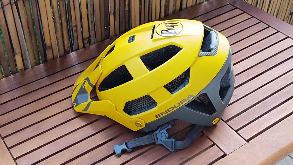 ENDURA Singletrack MIPS kask