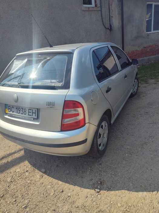 Продаю автомобіль Skoda fabia