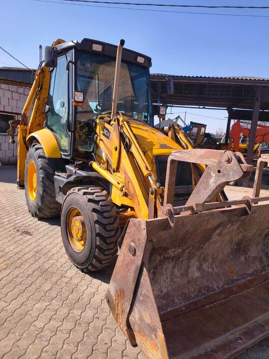 Екскаватор навантажувач JCB 3CX робочий екскаватор в наявності 2003 р
