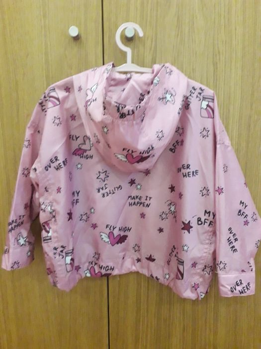 Parka Rosa com estampa.
