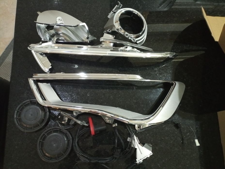 Acessórios de farol Audi A3 8v