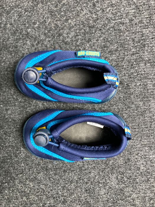 DO WRZEŚNIA NOWA pianka dziecięca do pływania, 6-12 ms, stan sklepowy